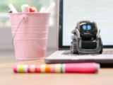 Top AI Wearables 2026: Smart Glasses, Earbuds and Everyday Assistants